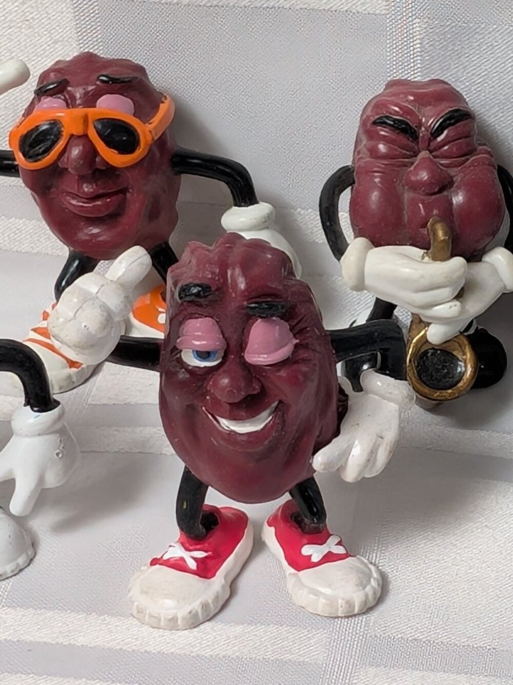CALIFORNIA RAISINS FIGURE MIXED LOT VINTAGE RETRO BAND COLLECTIBLE FIGURES